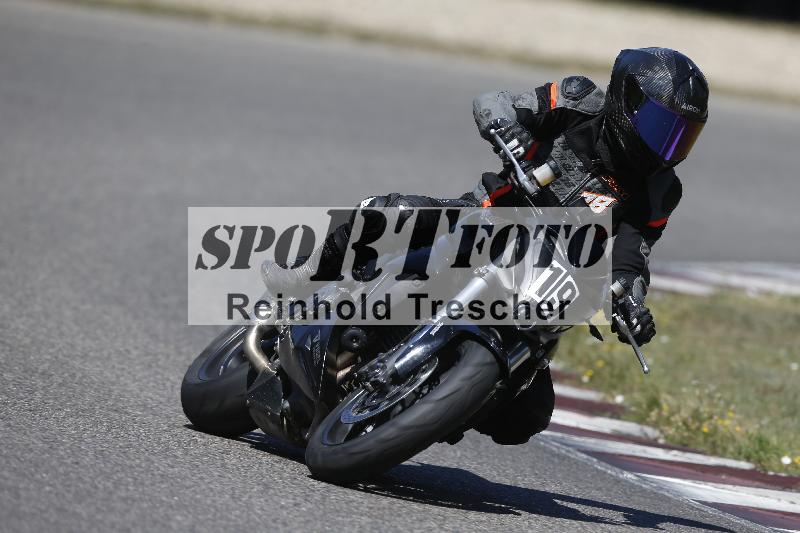 /36 08.08.2026  Pluess Motosport ADR/Einsteiger/19